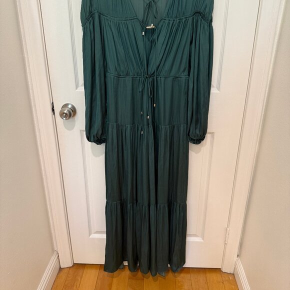 BELLE & BLOOM KELLY GREEN BALLOON LONG SLEEVE MAXI DRESS NEW WITHOUT TAGS (NWOT) - Picture 2 of 11